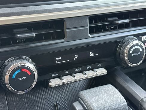 Certified 2026 Toyota Tacoma SR5 image 20