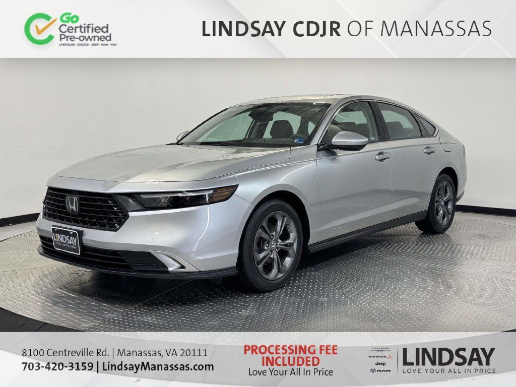 Used 2024 Honda Accord EX image 4