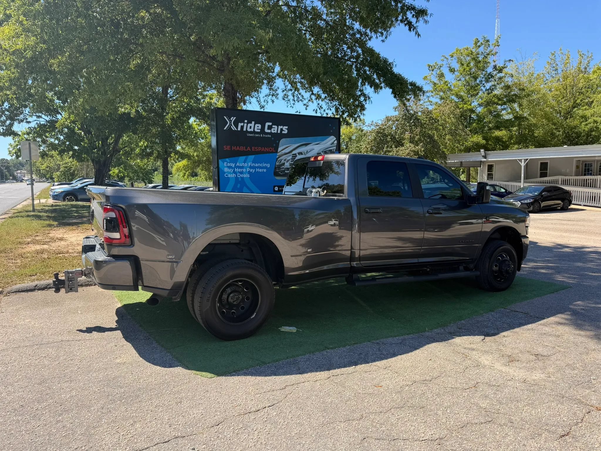 Used 2024 RAM 3500 Laramie w/ Night Edition AWD/4WD image 3