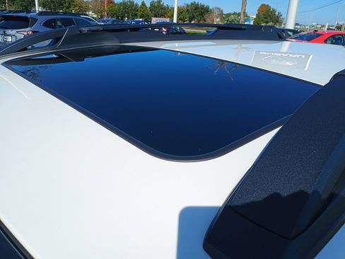 Certified 2022 Subaru Outback Limited image 9