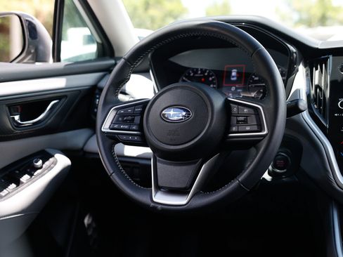 Used 2025 Subaru Legacy Premium AWD/4WD image 30