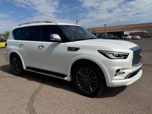 Certified 2023 INFINITI QX80 Sensory w/ Cargo Package AWD/4WD image 3