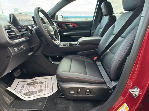 New 2026 Chevrolet Traverse Z71 w/ Enhanced Driving Package image 10