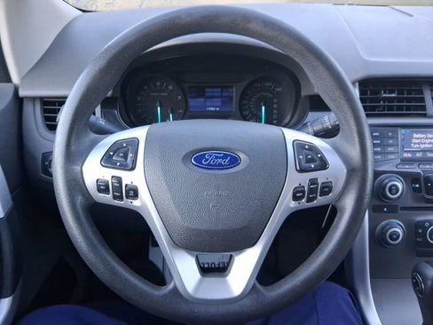 Used 2012 Ford Edge SE image 25