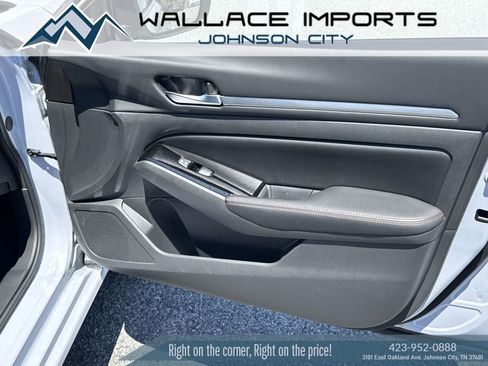 Used 2024 Nissan Altima 2.5 SR AWD/4WD image 34