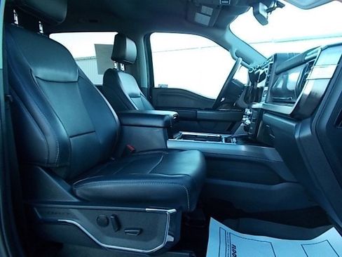 Used 2024 Ford F350 Lariat image 16