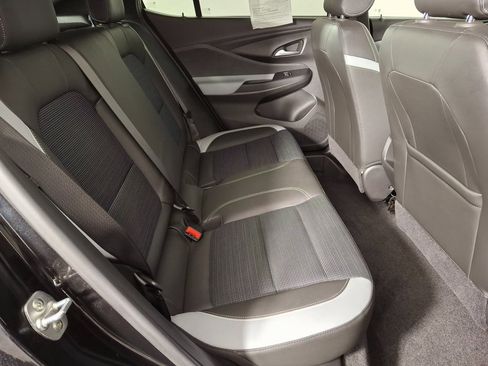 Used 2024 Buick Envista Preferred w/ Convenience II Package image 29