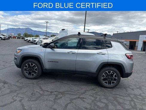 Used 2019 Jeep Compass Trailhawk AWD/4WD image 12