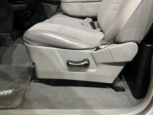 Used 2007 Dodge Ram 1500 Truck ST w/ SXT Group image 20