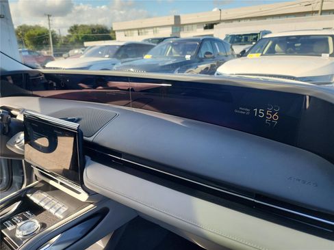 New 2026 Lincoln Nautilus Reserve image 26