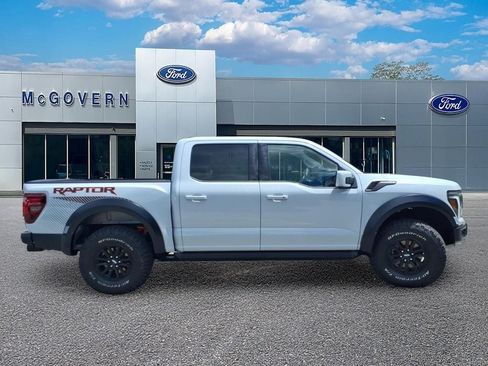 Used 2025 Ford F150 Raptor AWD/4WD image 5