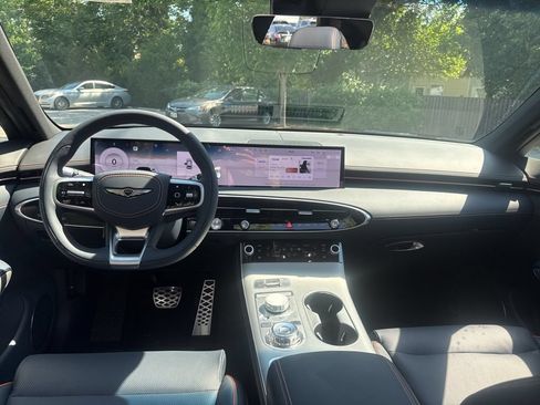 New 2026 Genesis GV70 3.5T Sport Advanced AWD/4WD image 25