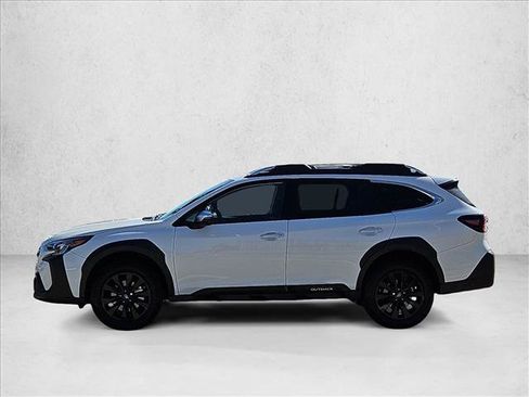 Used 2025 Subaru Outback Touring XT AWD/4WD image 9