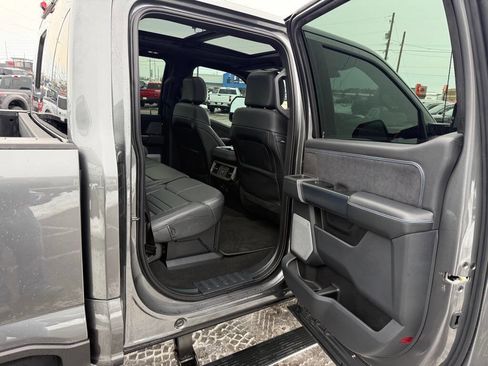 Used 2025 Ford F250 Platinum image 60