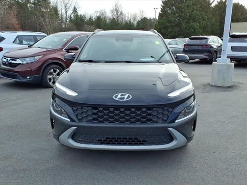 Used 2022 Hyundai Kona SEL image 2