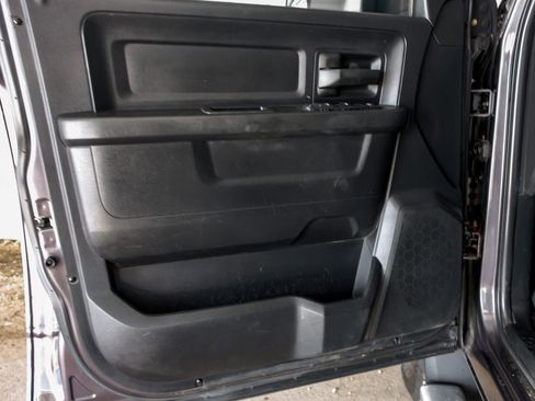 Used 2015 RAM 3500 Tradesman w/ Chrome Appearance Group AWD/4WD image 31