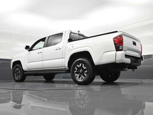 Used 2019 Toyota Tacoma SR w/ SR Convenience Package RWD image 27