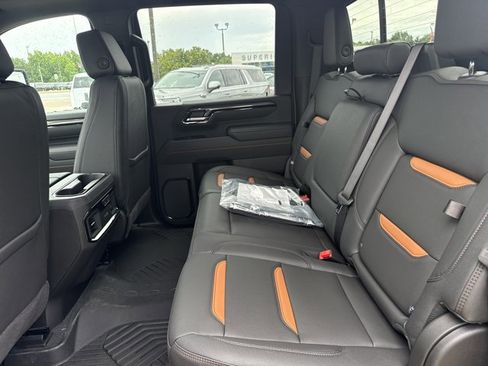 New 2026 GMC Sierra 2500 AT4 w/ AT4 Premium Plus Package AWD/4WD image 6