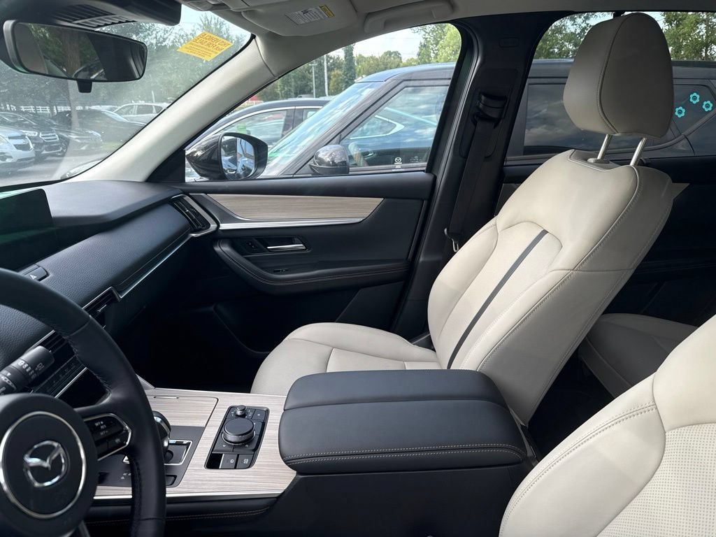 Certified 2026 MAZDA CX-90 Plug-In Hybrid w/ Preferred AWD/4WD image 38