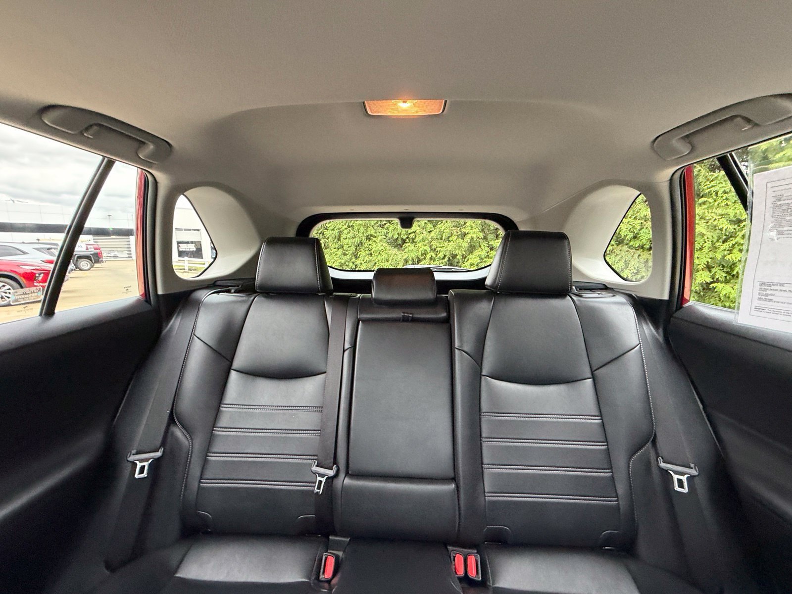 Used 2021 Toyota RAV4 XLE Premium AWD/4WD image 3