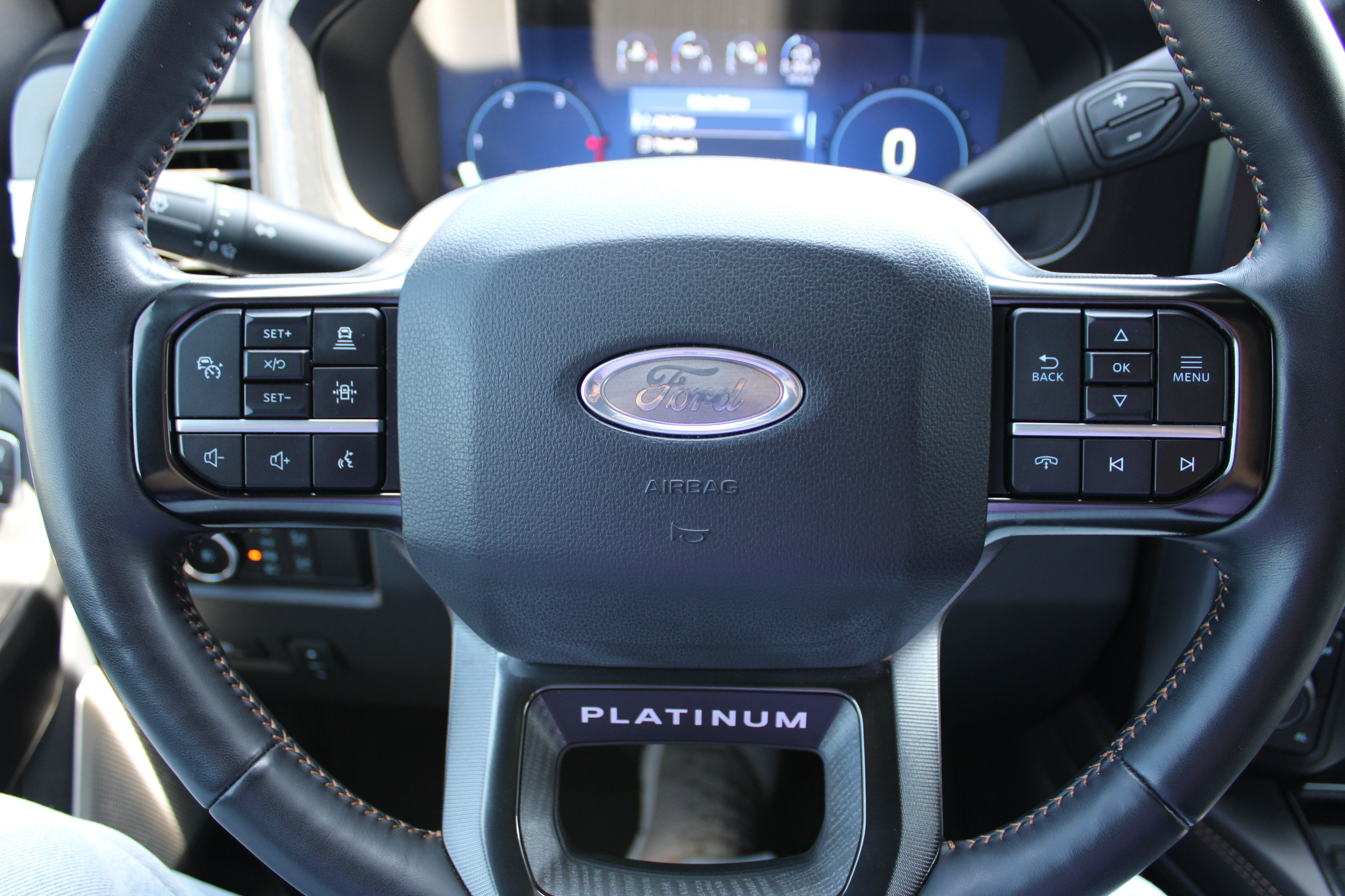 Used 2024 Ford F250 Platinum AWD/4WD image 19