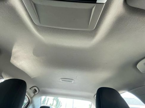 Used 2025 Nissan Sentra SR FWD image 5