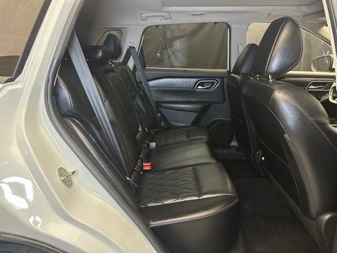 Used 2023 Nissan Rogue Platinum w/ Platinum Premium Package AWD/4WD image 18