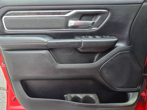 Used 2019 RAM 1500 Big Horn image 9