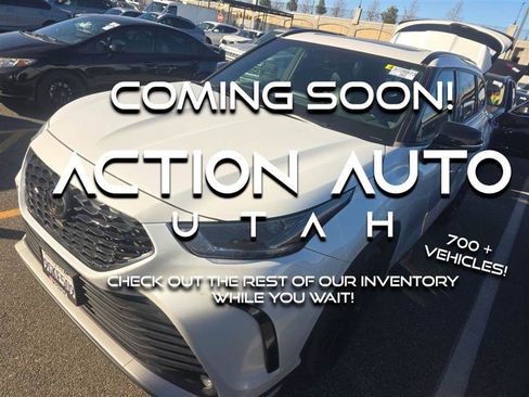 Used 2023 Toyota Highlander XSE image 1