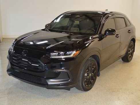 Used 2023 Honda HR-V Sport image 7