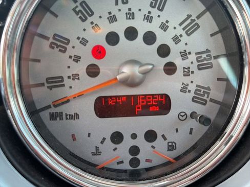 Used 2006 MINI Cooper S FWD image 12