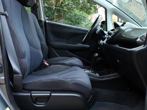 Used 2013 Honda Fit Sport image 18
