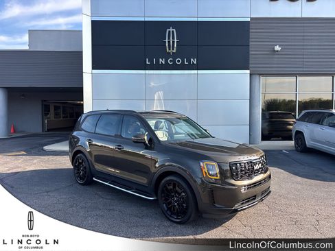 Used 2022 Kia Telluride EX w/ EX Premium Package AWD/4WD image 1