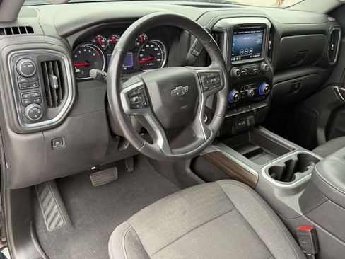 Used 2022 Chevrolet Silverado 1500 LT Trail Boss AWD/4WD image 19