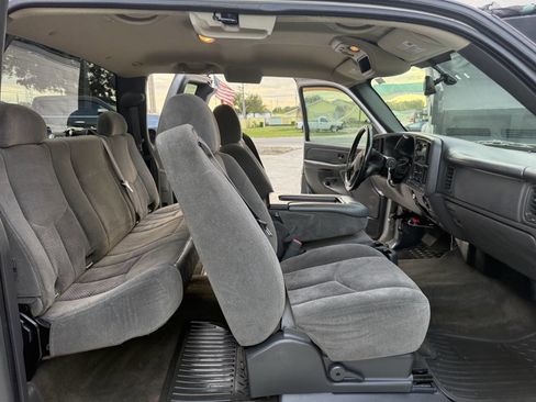 Used 2007 Chevrolet Silverado 1500 LT w/ Extended Cab Value Package RWD image 12