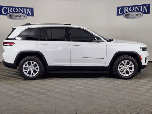 Used 2023 Jeep Grand Cherokee Limited image 6