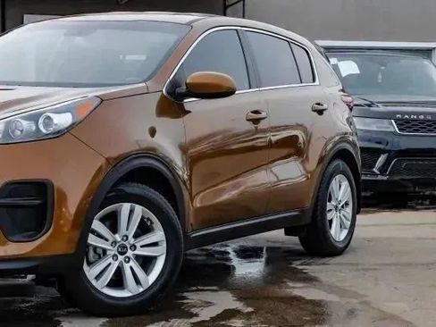 Used 2019 Kia Sportage LX FWD image 6