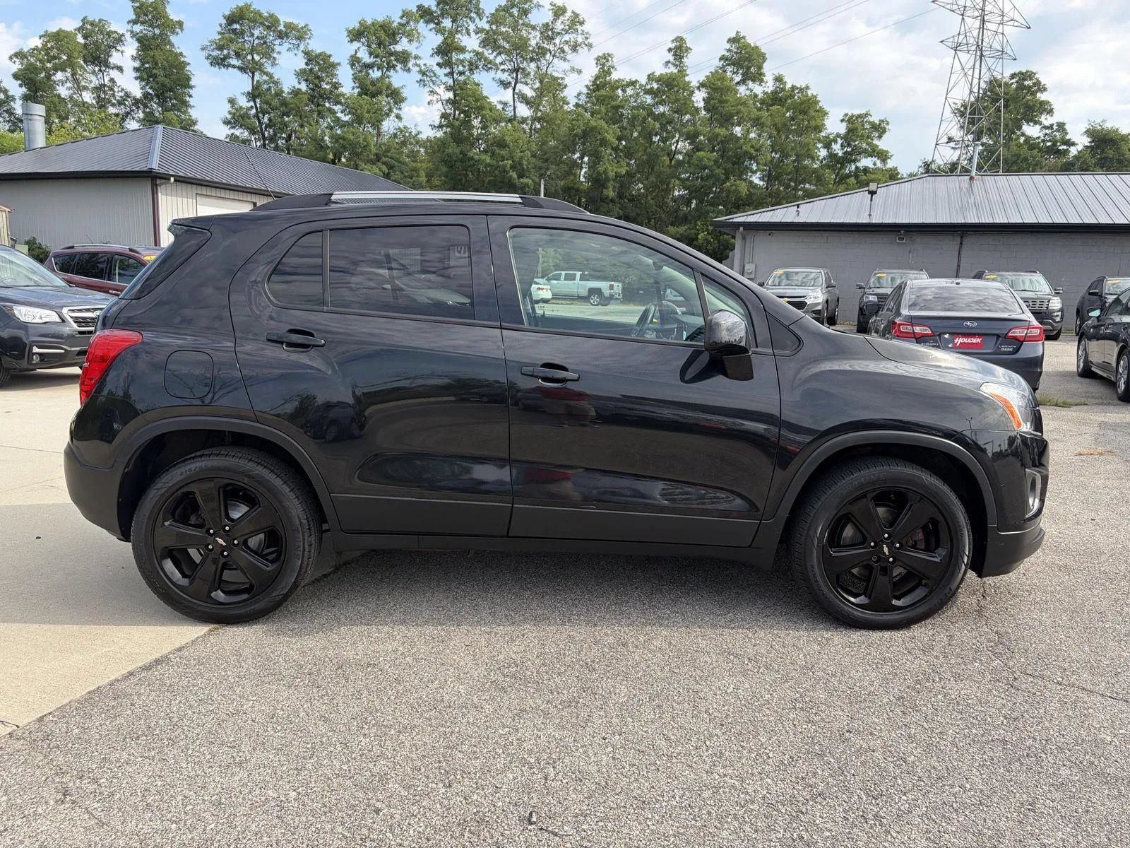 Used 2016 Chevrolet Trax LTZ w/ Midnight Edition AWD/4WD image 4