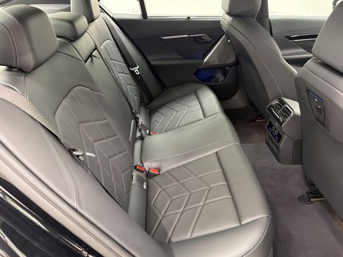 Used 2026 BMW 530i RWD image 28