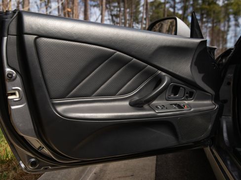 Used 2001 Honda S2000 image 47