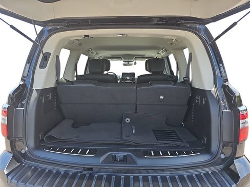 Used 2024 Nissan Armada Platinum w/ Captain's Chairs Package AWD/4WD image 30