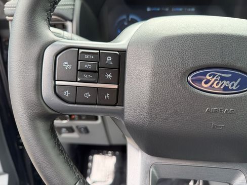 Used 2025 Ford F150 Lightning Flash AWD/4WD image 15