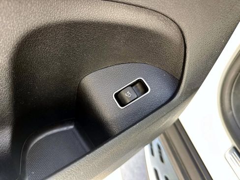 Used 2022 Mercedes-Benz GLE 350 4MATIC image 12