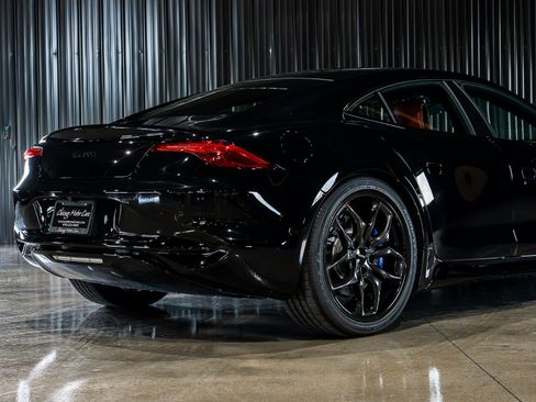 Used 2025 Karma Revero Luxury RWD image 14