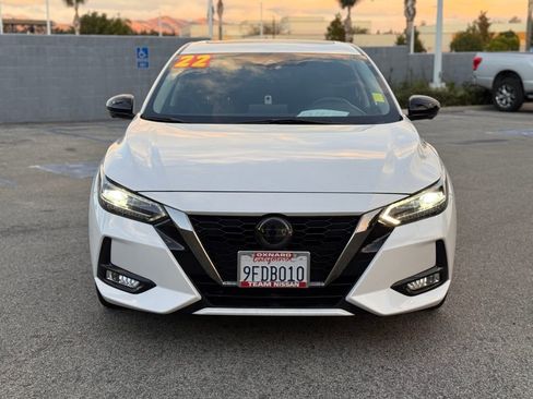 Certified 2022 Nissan Sentra SR w/ SR Premium Package image 3