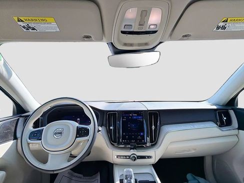 Used 2022 Volvo XC60 B6 Inscription w/ Advanced Package image 16