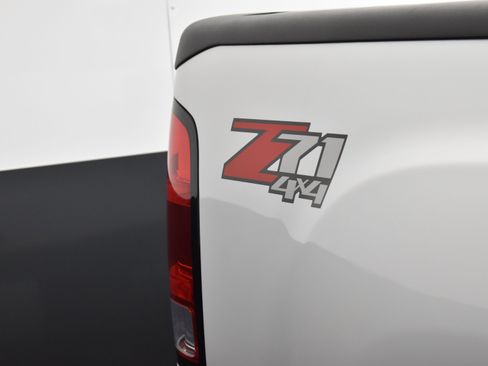 Used 2014 GMC Sierra 2500 Denali w/ Suspension Package, Off-Road image 44