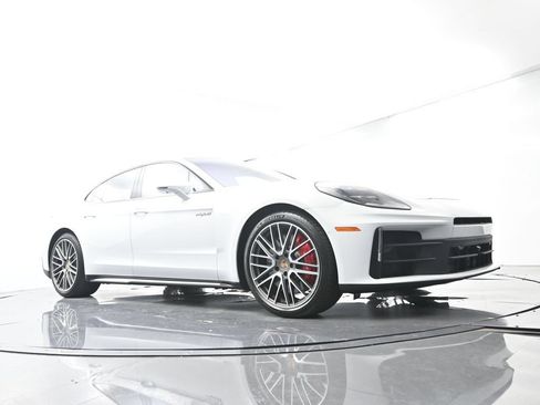 Certified 2025 Porsche Panamera 4S AWD/4WD image 55
