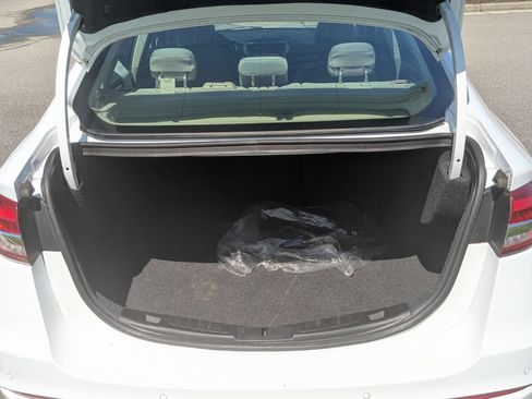 Used 2020 Ford Fusion SE FWD image 33