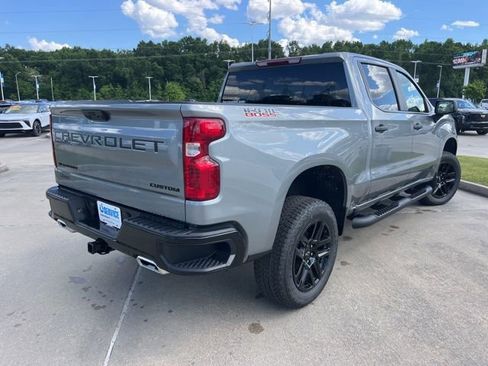 New 2026 Chevrolet Silverado 1500 Custom Trail Boss w/ LPO, Dark Essentials Package AWD/4WD image 12